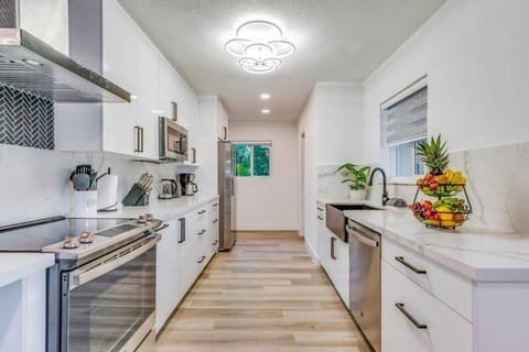 DSC09750-resizedforCiiRUS