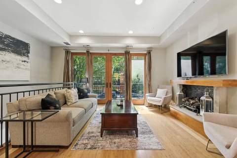 Home Decor, Architecture, Building, Furniture, Indoors