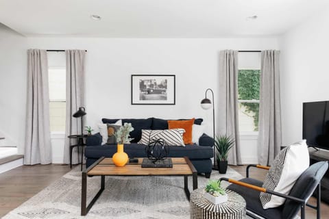 Welcome to Modern Retreat!