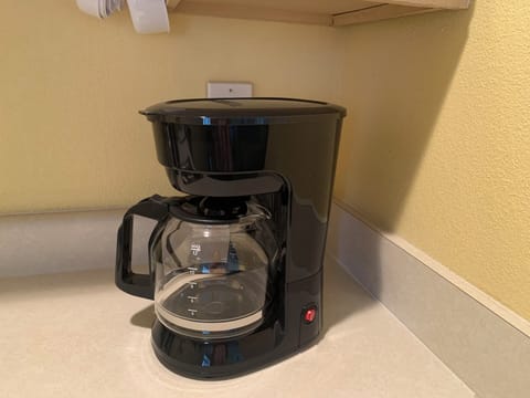 new 24 cup coffee make in 2025