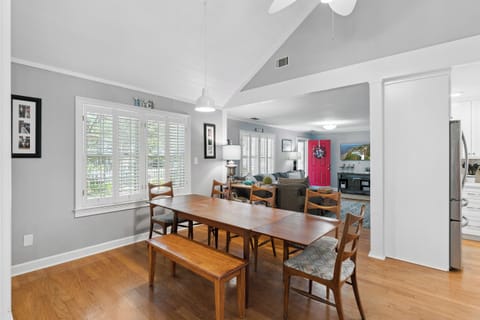 Sugar Magnolia - Dining can be expanded