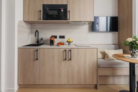 Apartment | Private kitchen | Fridge, microwave, stovetop, electric kettle