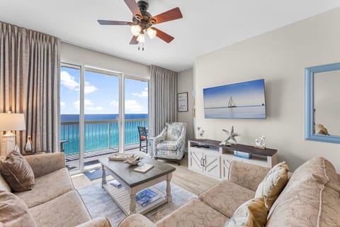 Living Room looking out over the Gulf