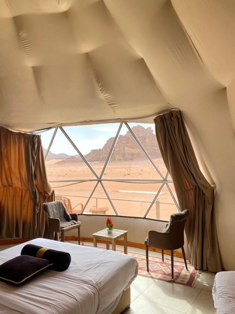 In-room safe, free WiFi