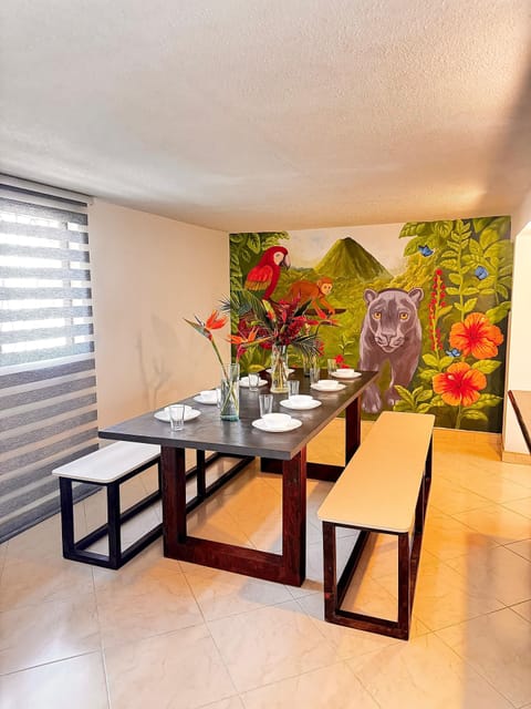 Standard Triple Room | Living area