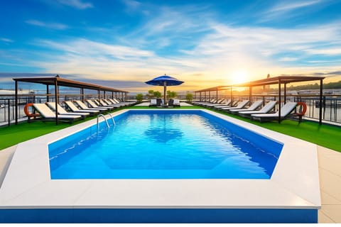 Sundeck
