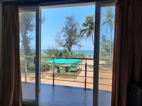 Standard Double Room, Balcony | Interior