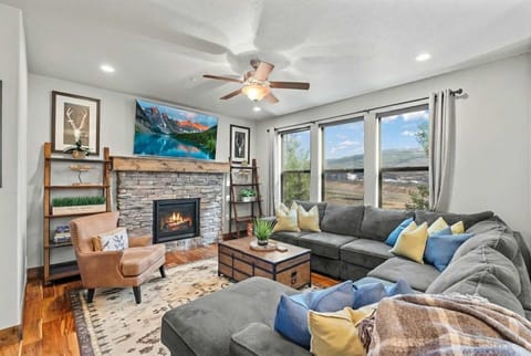 Living room, main floor
