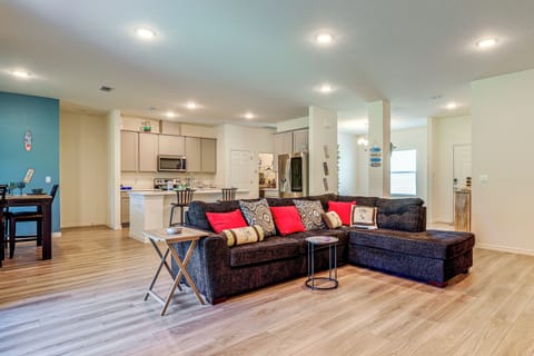 Port St. Lucie Vacation Rental | 4BR | 2BA | 2,600 Sq Ft | Step-Free Access