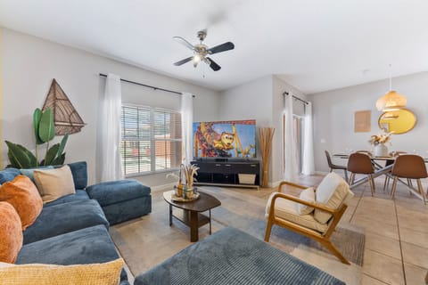 Stunning living area with Smart TV and spacious