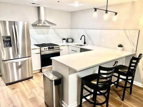 All brand new beautiful big kitchen fully loaded with all the amenities.