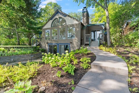 House (3 Bedrooms) | Property amenity