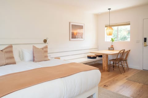 Classic Room, Patio, Garden View | Laptop workspace, free WiFi