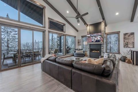 Eclectic design and artwork 