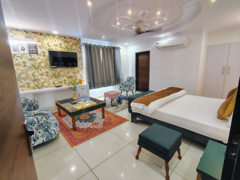 Superior Room | Soundproofing, WiFi (free), bed sheets