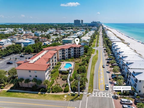Welcome to Emerald Waters! Beach Access is a short walk away