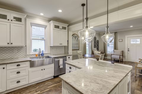 House (4 Bedrooms) | Interior