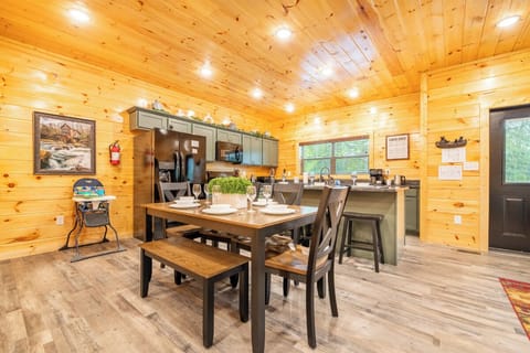 Blue Beauty's kitchen and dining area