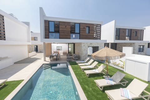 Villa, 5 Bedrooms, Private Pool, Garden View | Pool | Outdoor pool
