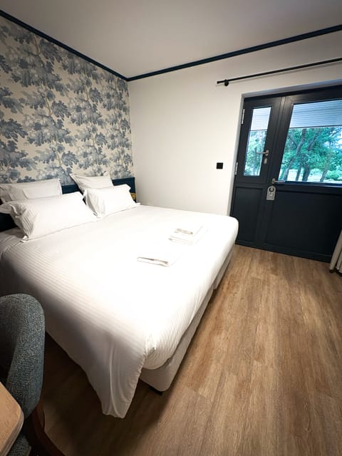 Double Room | Desk, free WiFi