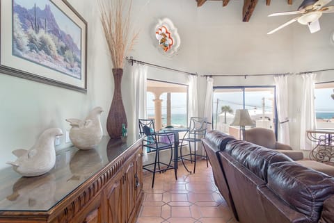 House, Multiple Beds, Balcony, Beach View (Casa Tres Amigas) | Living area | Fireplace