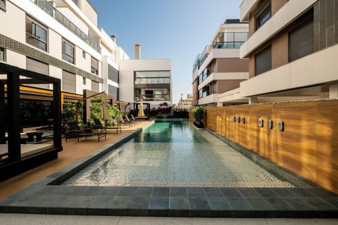 Basic Studio | Pool | Outdoor pool