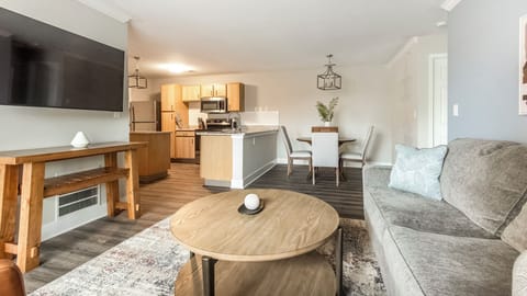 Apartment, 2 Bedrooms (QueenBed) | Living area | 50-inch TV with digital channels