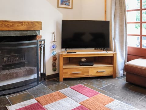 Living area | Holly Cottage, Angle