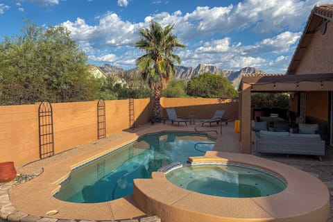 Oro Valley Vacation Rental | 3BR | 2BA | 1,752 Sq Ft | Step-Free Access