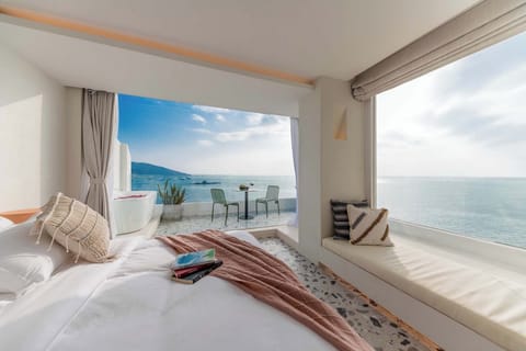 Romantic Double Room, Sea View | Premium bedding, minibar, individually decorated, individually furnished