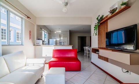 Basic Apartment | Living area