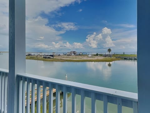 Welcome To Bliss Blue Oasis