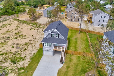 KDS0705: Beachy Dunes OBX | Front Exterior