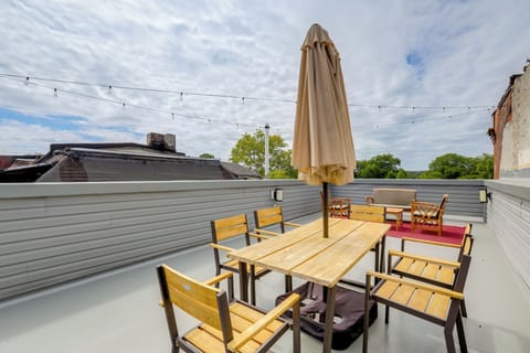 Philadelphia Vacation Rental | 2BR | 2BA | 1,750 Sq Ft | Stairs Required