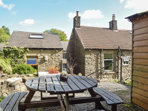 Outdoor | Hillside Cottage, Glossop