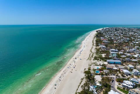 House, 3 Bedrooms | Beach