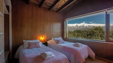 Deluxe House, 4 Bedrooms, Private Pool, Mountain View | Mountain view