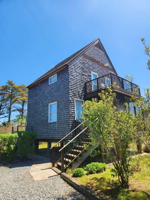 Cape-style home