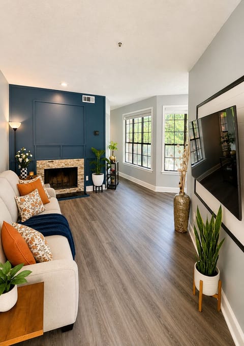 Cozy and spacious living room