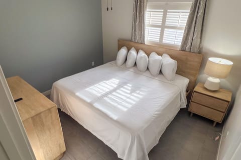 Standard Two Bedroom Villa image 1