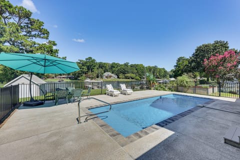Reedville Vacation Rental | 5BR | 2.5BA | Stairs Required | 2,500 Sq Ft