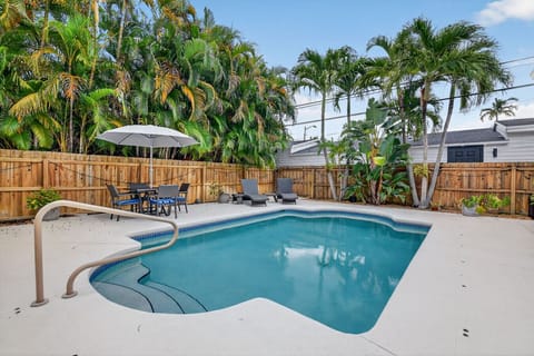 Gorgeous Outdoor Oasis with Heated Pool and BBQ