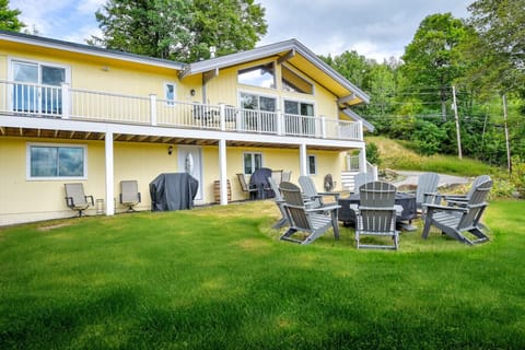 Take in the gorgeous views as you unwind beside our smokeless Solo Stove fire pit — the perfect way to end the day.