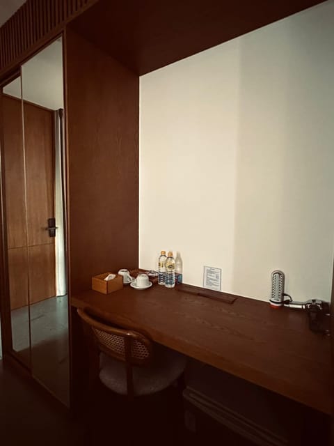 Standard Single Room, Balcony | Free WiFi