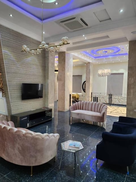 Deluxe Single Room, City View | Free WiFi