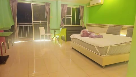 Apartment, 1 Bedroom, Smoking | 1 bedroom