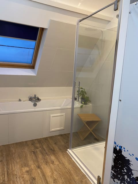 Bathroom | Hair dryer, soap, shampoo, toilet paper