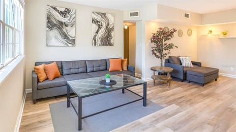 Family Room - Comfortable seating area with multiple lounging spaces