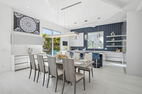 8 Chair Dining Table