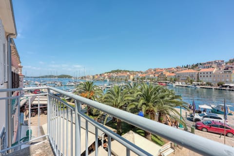 Family Penthouse, 2 Bedrooms, 2 Bathrooms, Sea Facing (The Perfect View Penthouse Design) | Property grounds